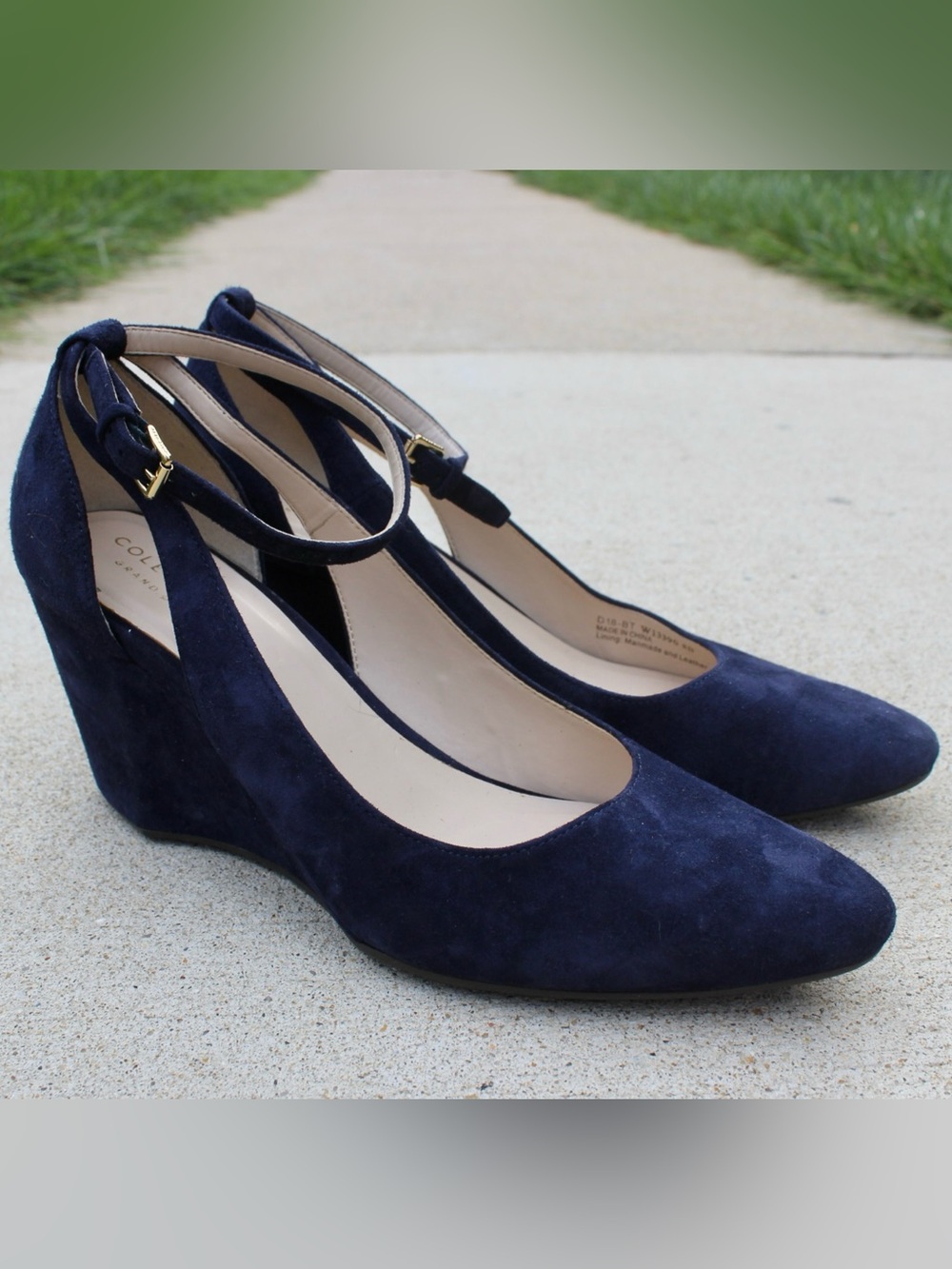 Cole Haan Lacey Navy Blue Suede Wedge Pumps Sz 8
